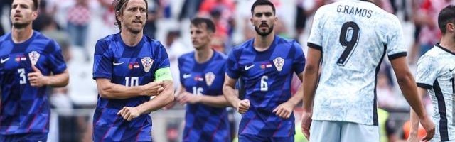 首负克罗地亚 葡萄牙攻防都差 何谈欧洲杯夺冠？