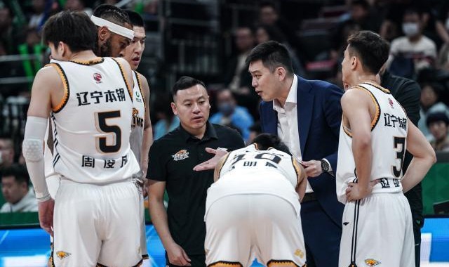 开云体育官网-谁能搭上CBA季后赛末班车？人情世故或再现江湖